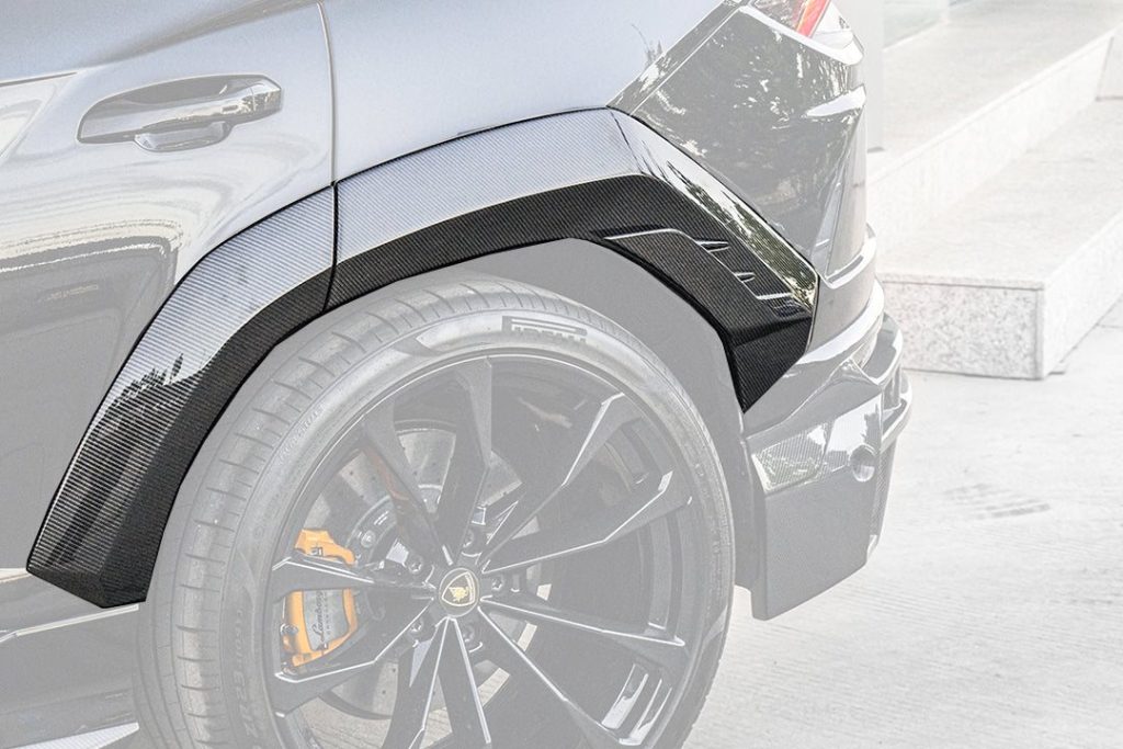 แก้มข้าง Carbon Fiber LAMBORGHINI Urus ทรง DarwinPRO #3