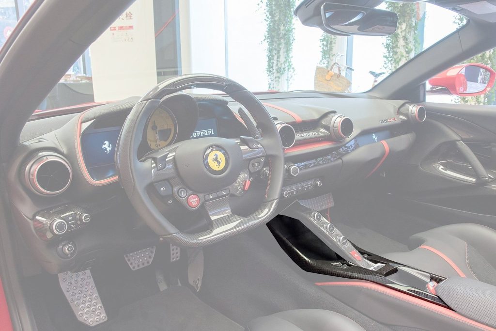 ชิ้นส่วนตกแต่ง Dry Carbon Ferrari 812 GTS (GTS OE) 2017-2026