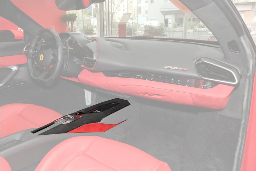 ชิ้นส่วนตกแต่ง Dry Carbon Ferrari 296 (OE) 2022-2026