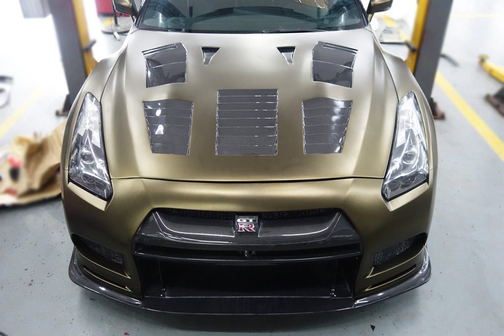 ฝากระโปรงหน้า Carbon Fiber Nissan GT-R R35 2008-2011 (DBA TP-2)