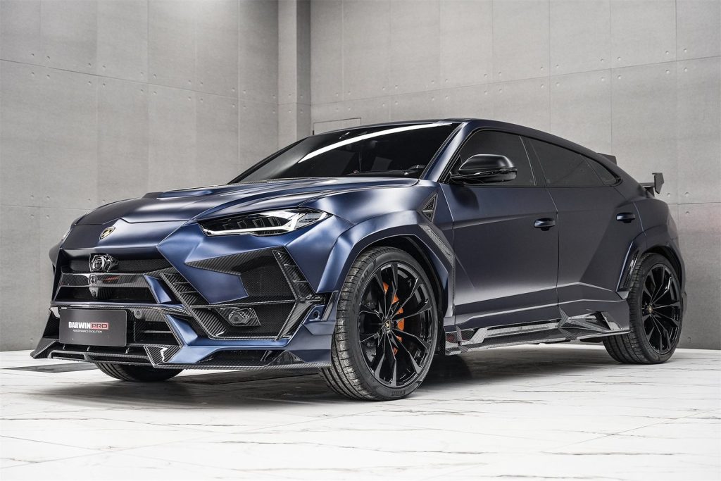 สเกิร์ตข้าง Carbon Fiber LAMBORGHINI Urus ทรง DarwinPRO #2