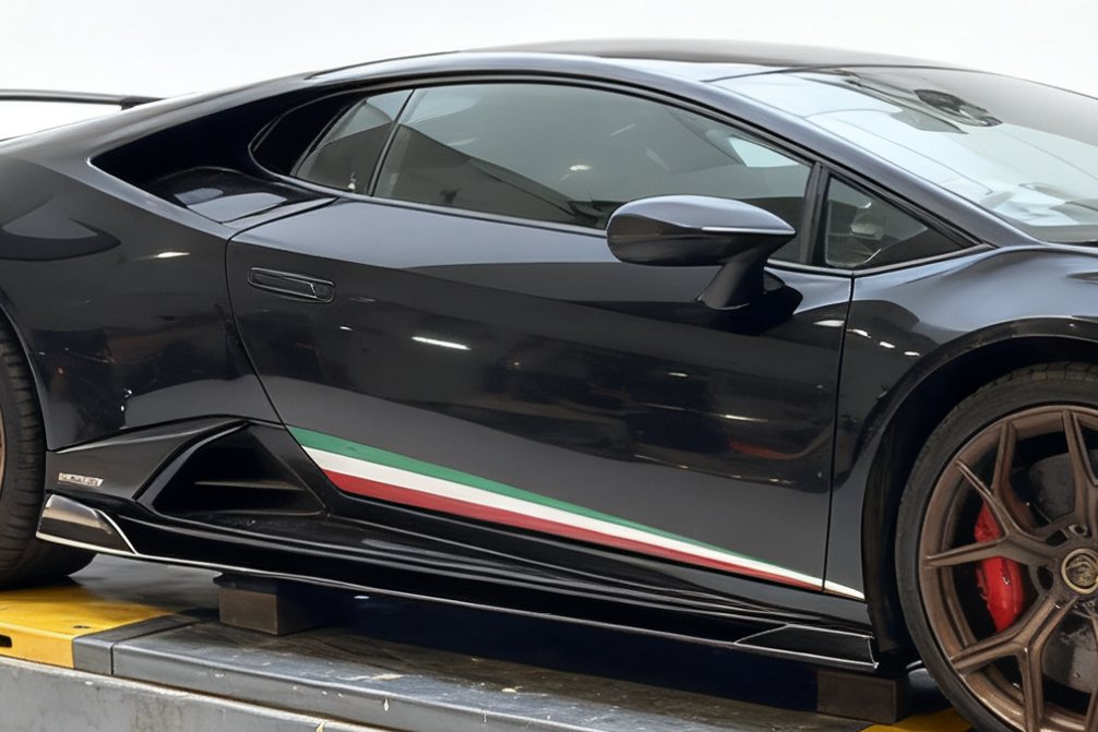 สเกิร์ตข้าง Autoclave Carbon Fiber LAMBORGHINI Huracan EVO ทรง DarwinPRO (EVO ADV1)