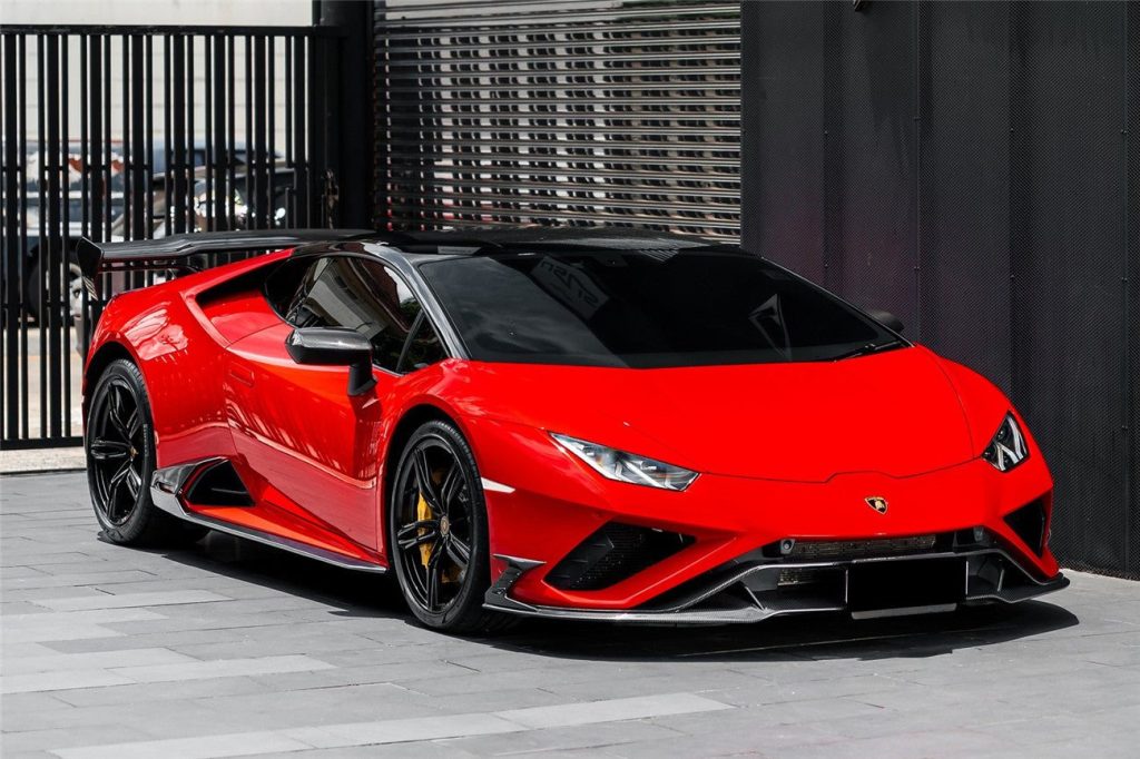 ลิ้นหน้า Dry Carbon LAMBORGHINI Huracan EVO ทรง DarwinPRO