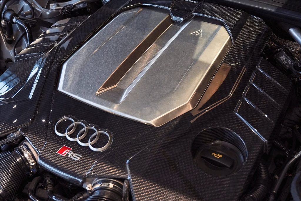 发动机舱 Dry Carbon AUDI A7 C8 款式 DarwinPRO