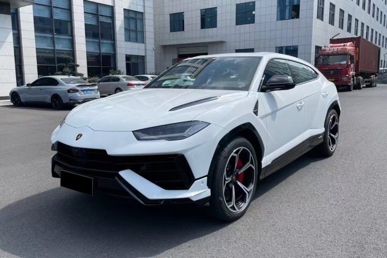 侧裙 LAMBORGHINI Urus 款式 DarwinPRO