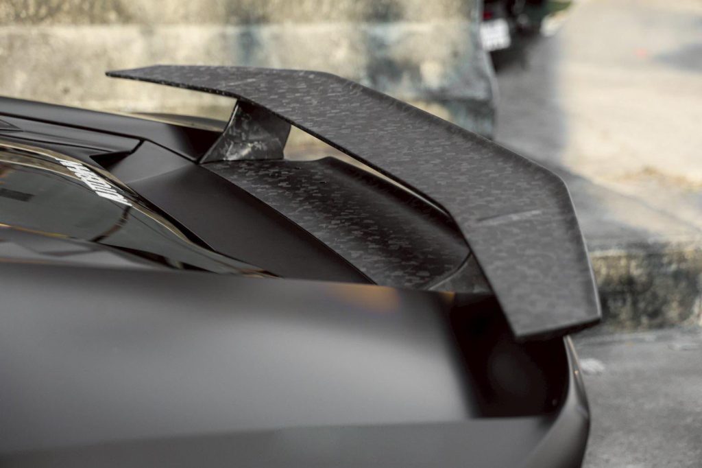 สปอยเลอร์ท้าย Dry Carbon LAMBORGHINI Huracan EVO (EVO Tecnica)