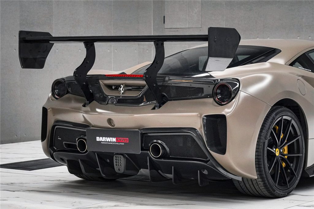 ดิฟฟิวเซอร์ท้าย Ferrari 488 GTB (Evo Modena)