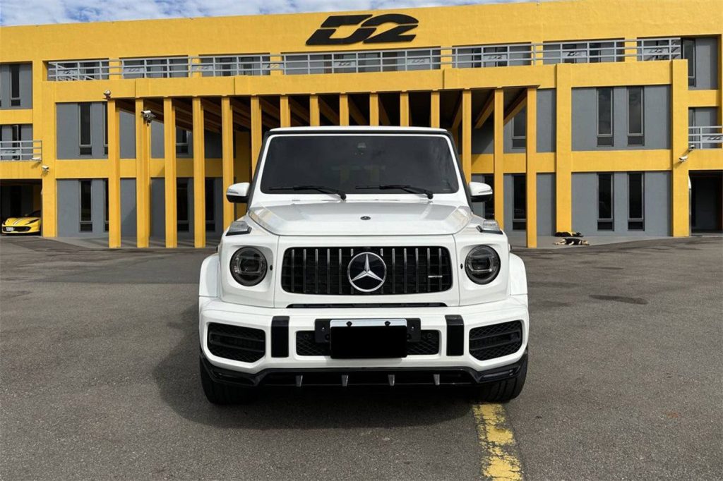 ลิ้นหน้า Dry Carbon MERCEDES BENZ G-Class W464 (G-Wagon TC) 2018-2024