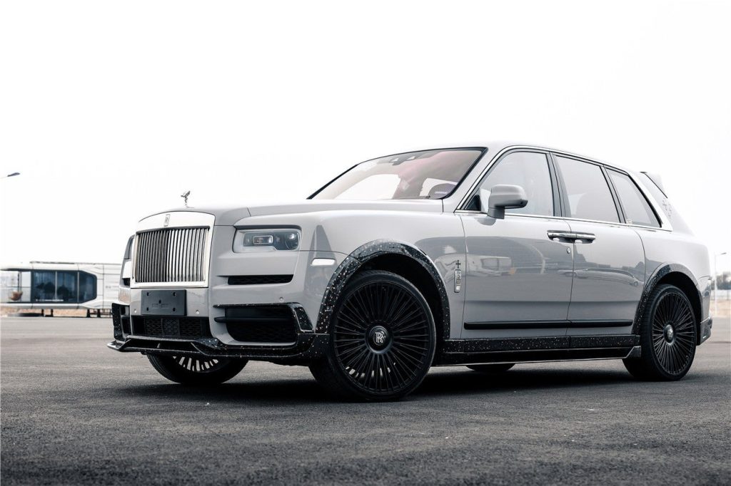 แก้มข้าง Carbon Fiber Rolls-Royce Cullinan 2019-2024 ทรง DarwinPRO (Cullinan BKSS)