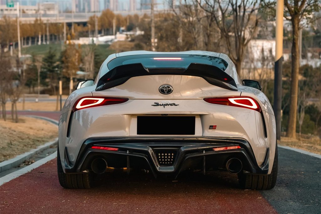 สปอยเลอร์ท้าย Carbon Fiber TOYOTA SUPRA A90-A91 ทรง DarwinPRO (A91 BKSS2)