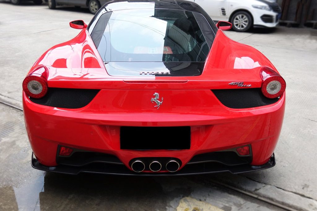 ชุดแต่ง Ferrari