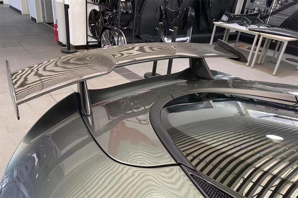 สปอยเลอร์ท้าย Dry Carbon McLaren 570S (Only MS)