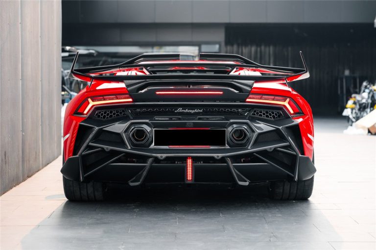 กันชนหลัง LAMBORGHINI Huracan EVO ทรง DarwinPRO (Tecnica BKSSII)
