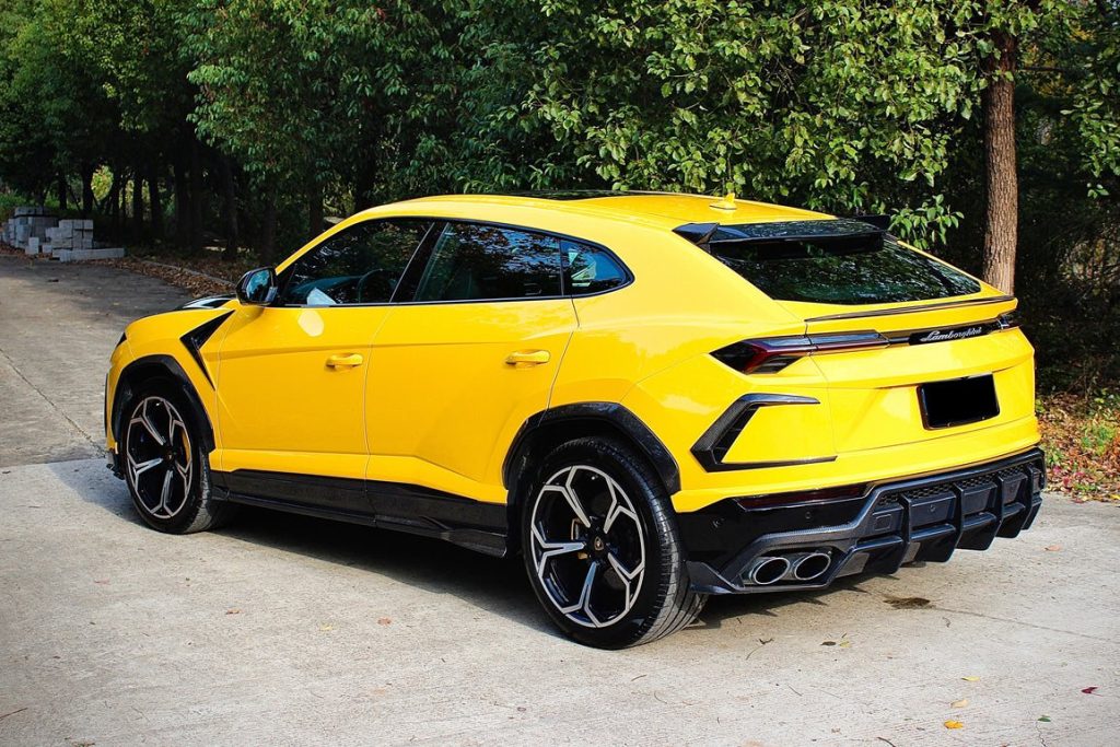 ดิฟฟิวเซอร์ท้าย Dry Carbon LAMBORGHINI Urus (URUS TC)