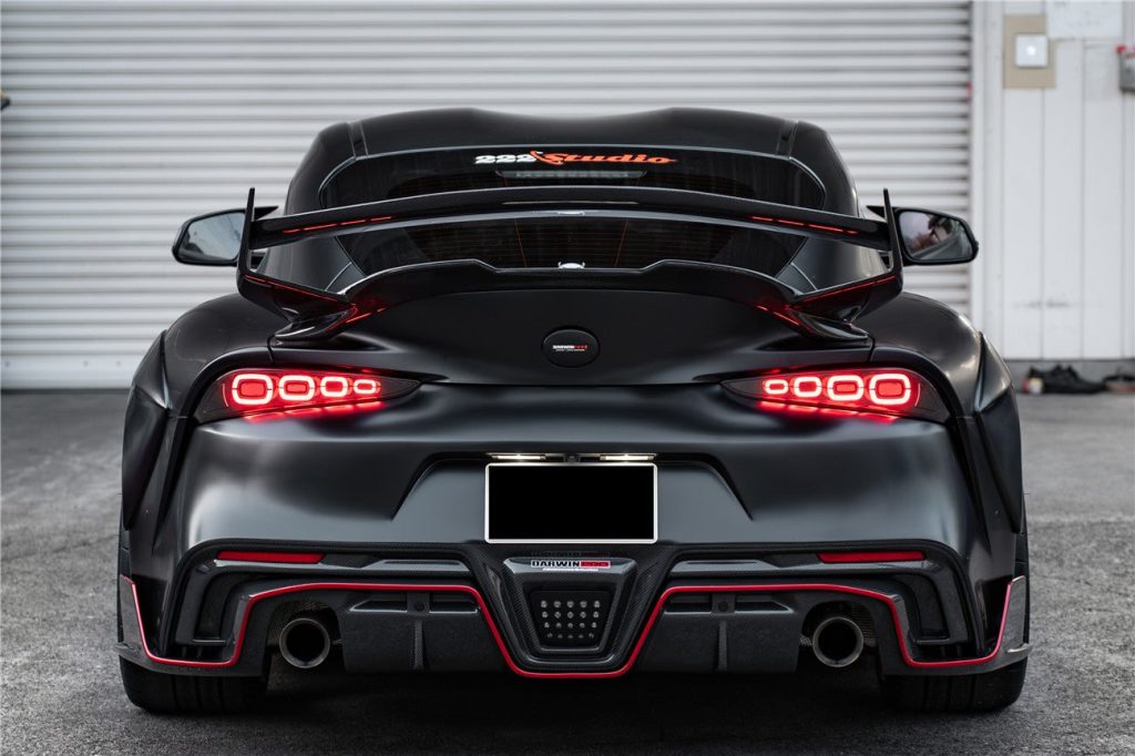 กันชนหลัง Carbon Fiber TOYOTA SUPRA A90-A91 (A91 BKSS)