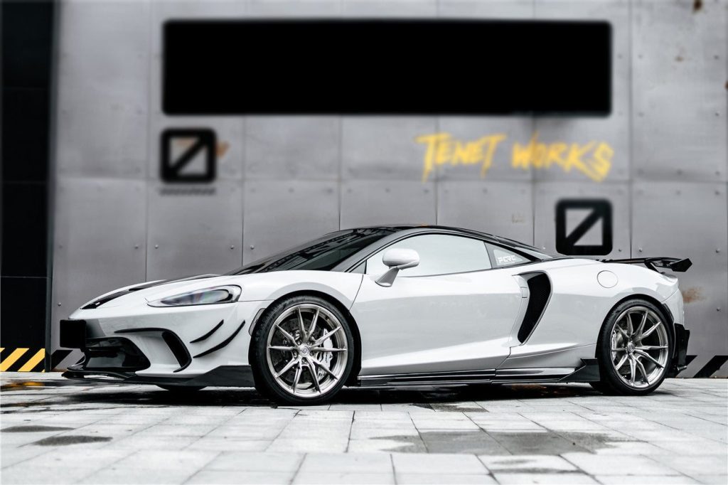 สเกิร์ตข้าง Dry Carbon McLaren GT (GT WP)