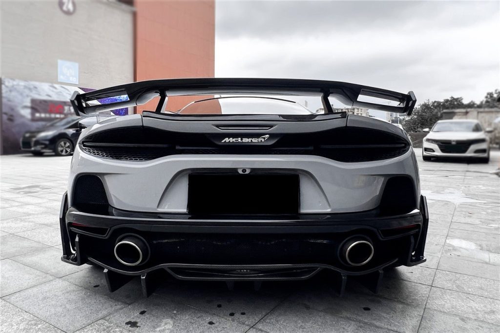 ดิฟฟิวเซอร์ท้าย Dry Carbon McLaren GT (GT WP)