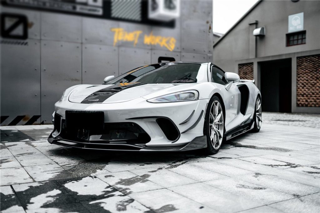 ลิ้นหน้า Dry Carbon McLaren GT (GT WP) 2019-2024
