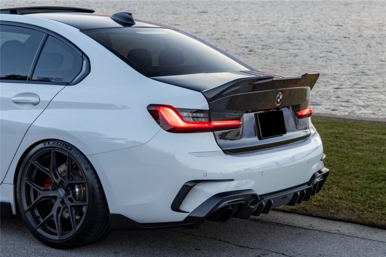 ฝากระโปรงหลัง Carbon Fiber BMW 3 Series G20-G28 ทรง DarwinPRO (Series BKSS)