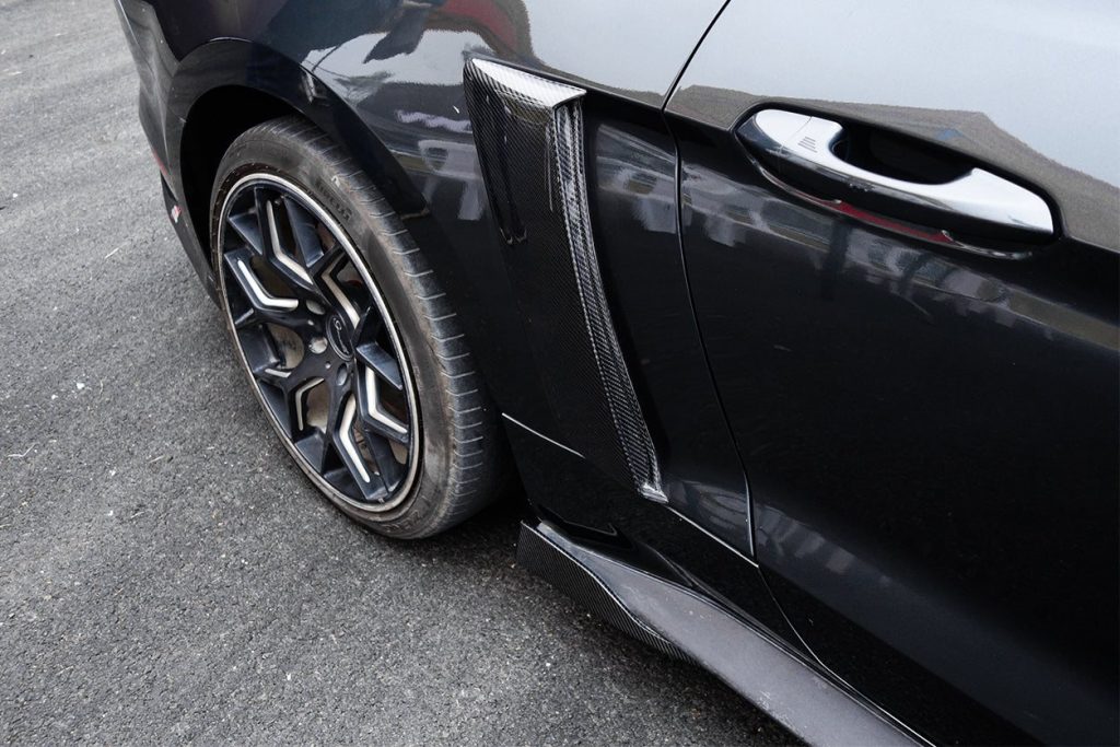 แก้มข้าง Carbon Fiber Ford MUSTANG 2014-2017 (Mustang Rsh)