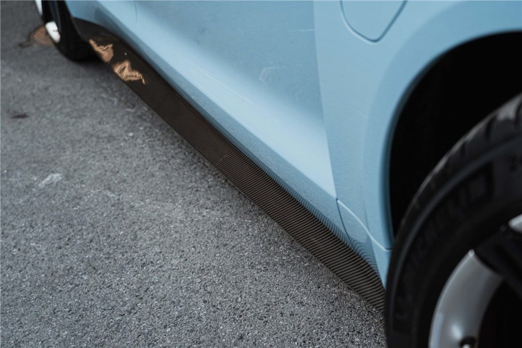 สเกิร์ตข้าง PORSCHE Taycan (CT OD)