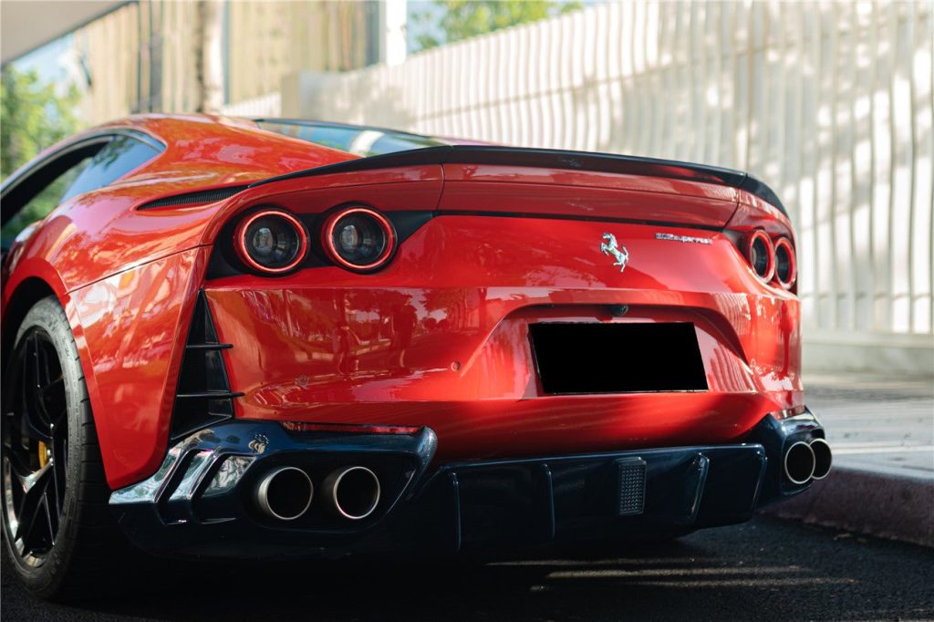 ดิฟฟิวเซอร์ท้าย Ferrari 812 Superfast (Superfast MSY)