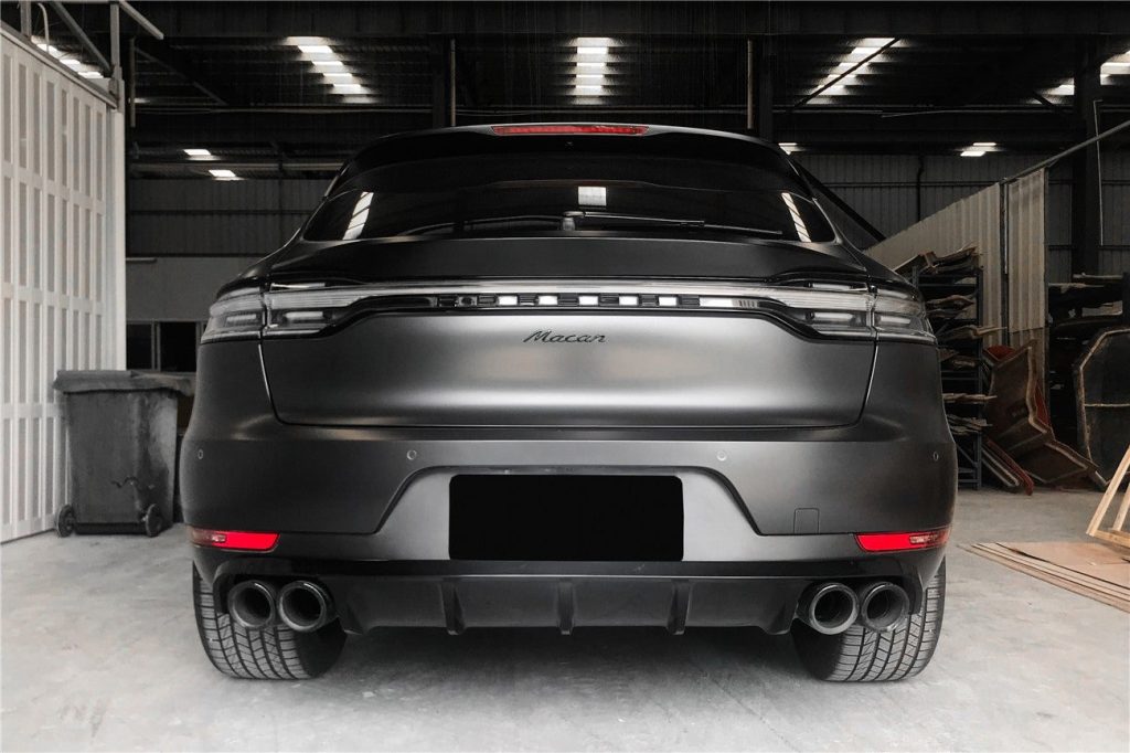 ลิ้นหน้า Carbon Fiber PORSCHE Macan 2014-2021 (TA) 2018-2021