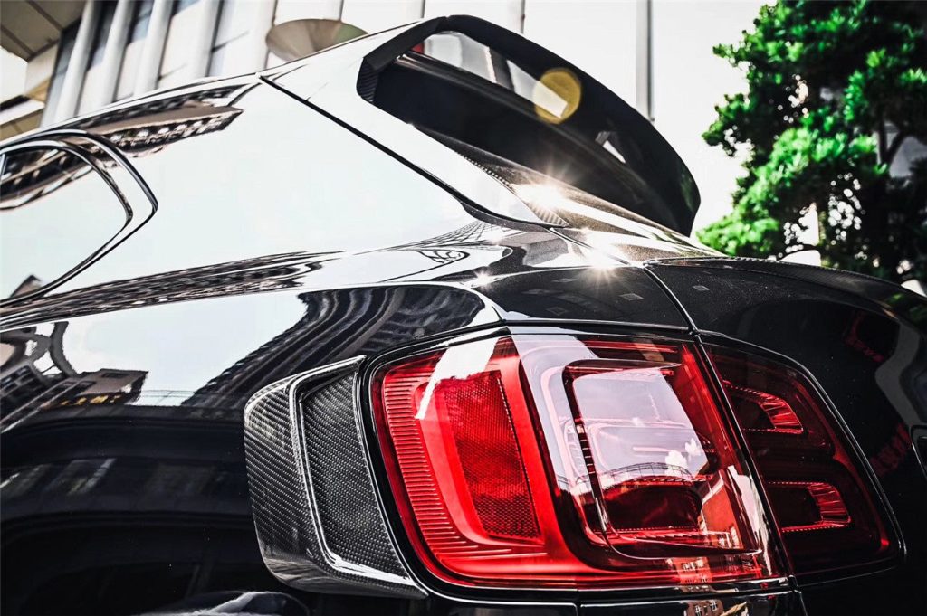 สปอยเลอร์หลังคา Carbon Fiber Bentley Bentayga 2016-2019 (Bentayga OD)