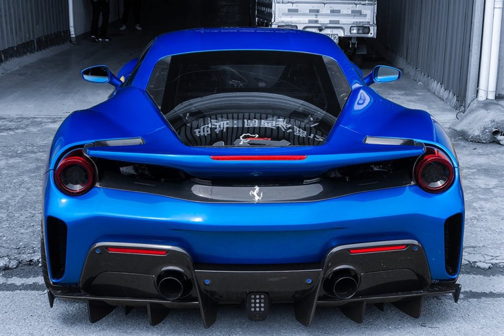 ชุดแต่ง Ferrari