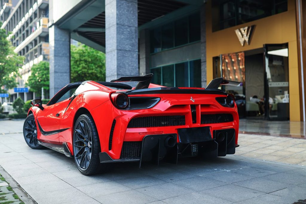 สปอยเลอร์ท้าย Ferrari 488 Spider (Spider MSY)