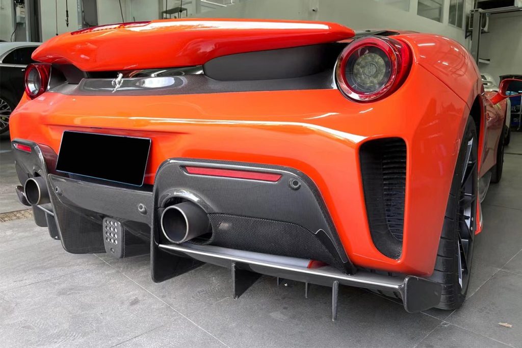 ชุดแต่ง Ferrari