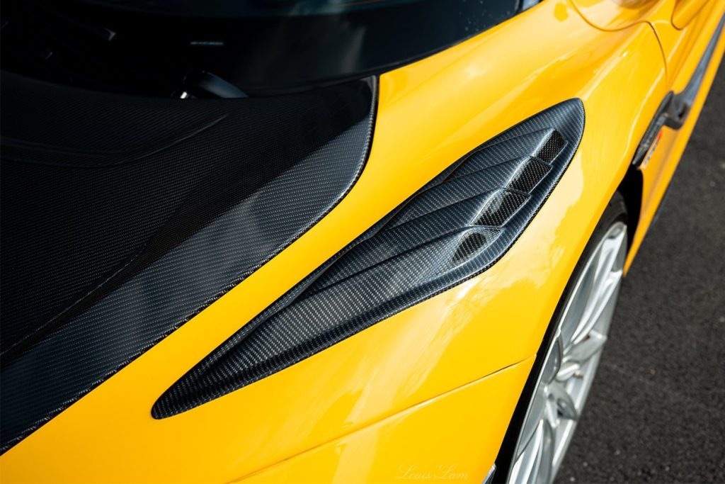 แก้มข้าง Carbon Fiber McLaren 720S ทรง DarwinPRO