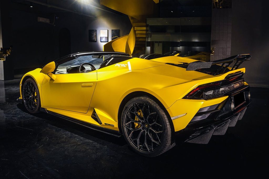 สเกิร์ตข้าง Dry Carbon LAMBORGHINI Huracan EVO (EVO OD)