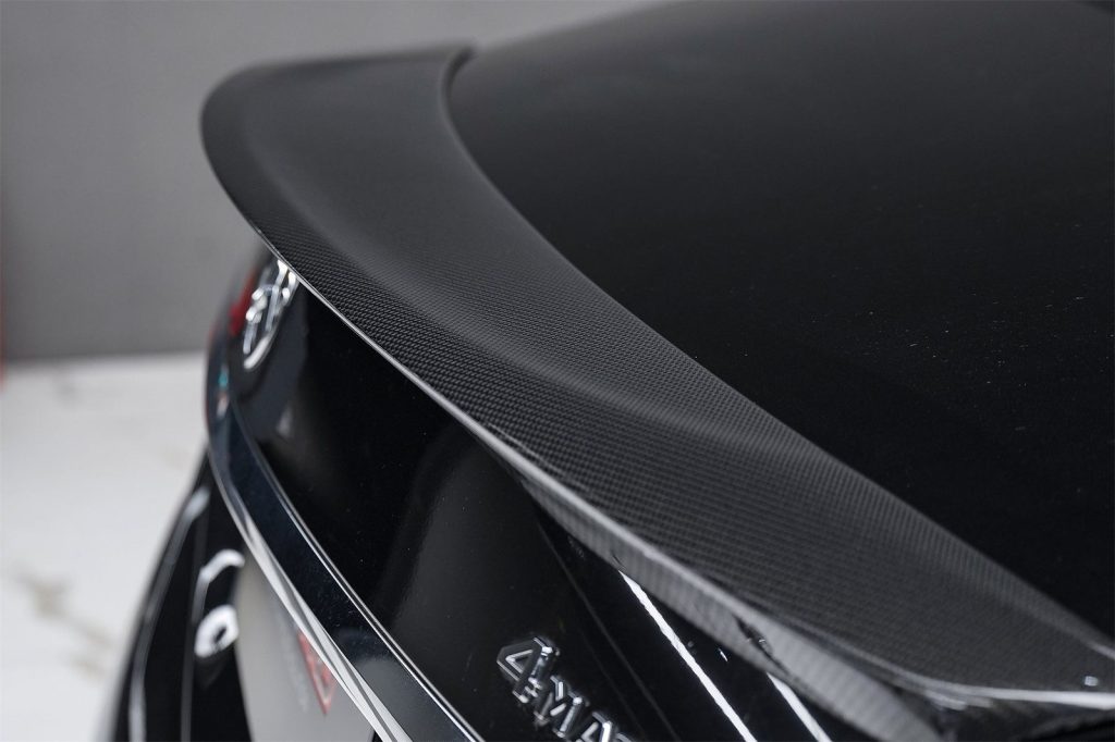 สปอยเลอร์ท้าย Carbon Fiber MERCEDES BENZ S-Class W222 (Sedan RT)