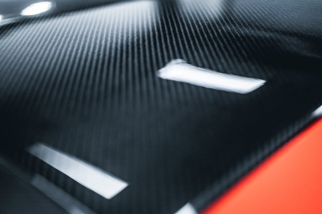 หลังคา Carbon Fiber PORSCHE 911 992.1 ทรง DarwinPRO (OE)