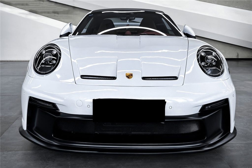 กันชนหน้า Carbon Fiber PORSCHE 911 992.1 ทรง DarwinPRO (GT3)