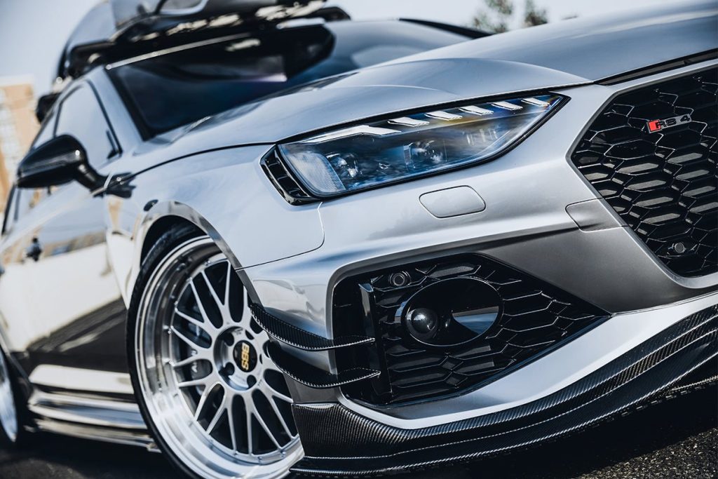 คาร์นาด Carbon Fiber AUDI A4 B9 RS4 (B9.5 BKSS)