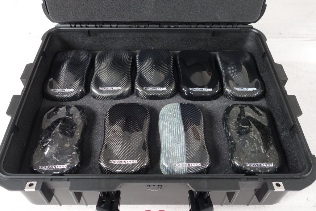 ชิ้นส่วนตกแต่ง Carbon Fiber ทรง DarwinPRO