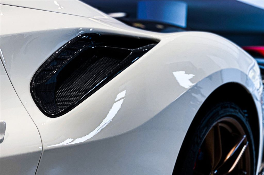 แก้มข้าง Carbon Fiber Ferrari 488 GTB (Spider Pista)