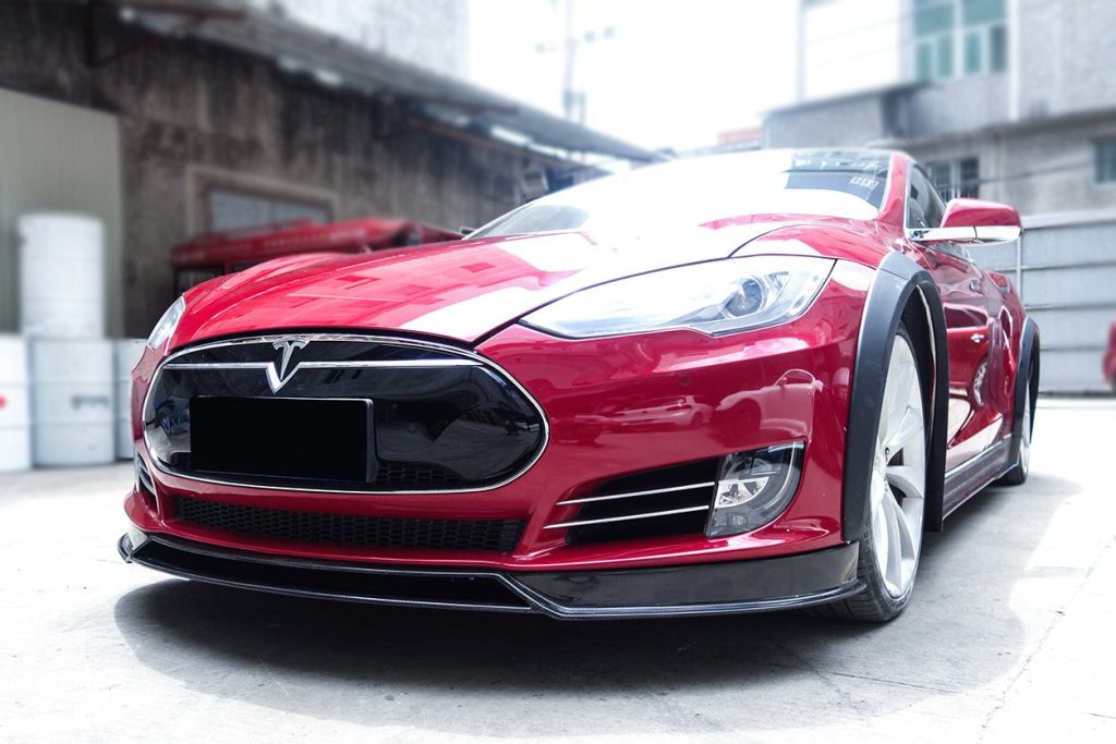 ลิ้นหน้า Carbon Fiber Tesla Model S (Pre-facelift RS) 2012-2015