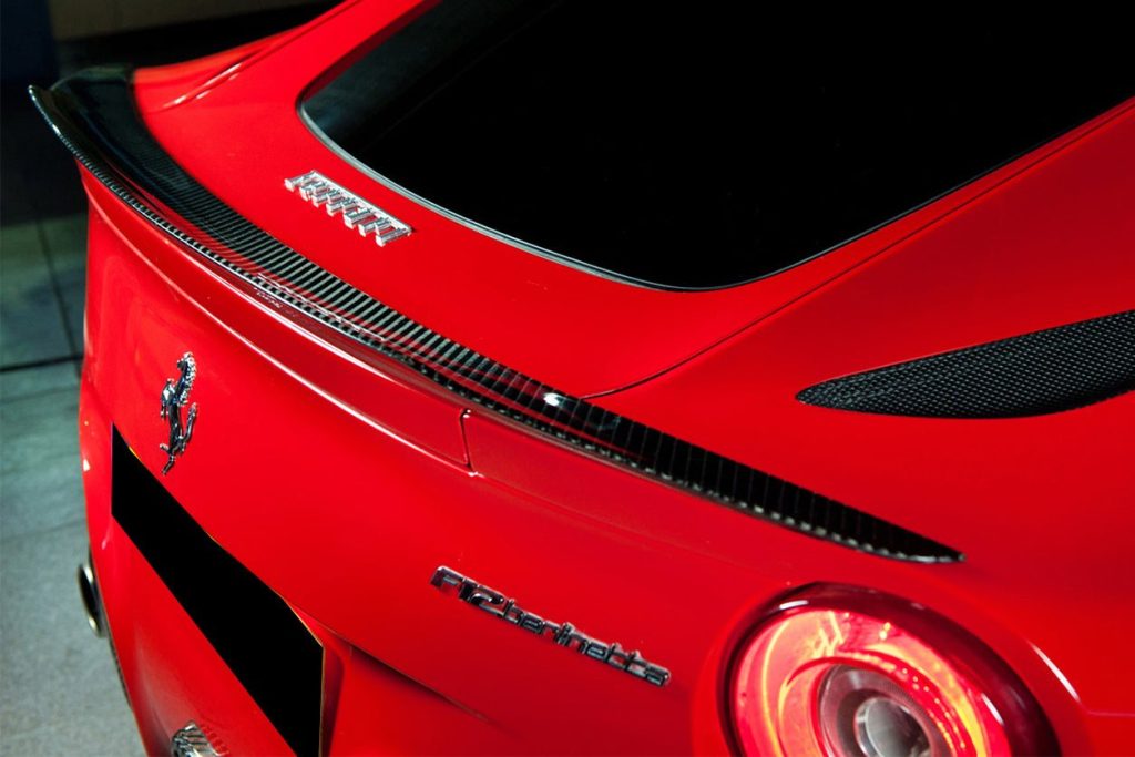 สปอยเลอร์ท้าย Carbon Fiber Ferrari F12 Berlinetta ทรง Carbonado 2012-2017