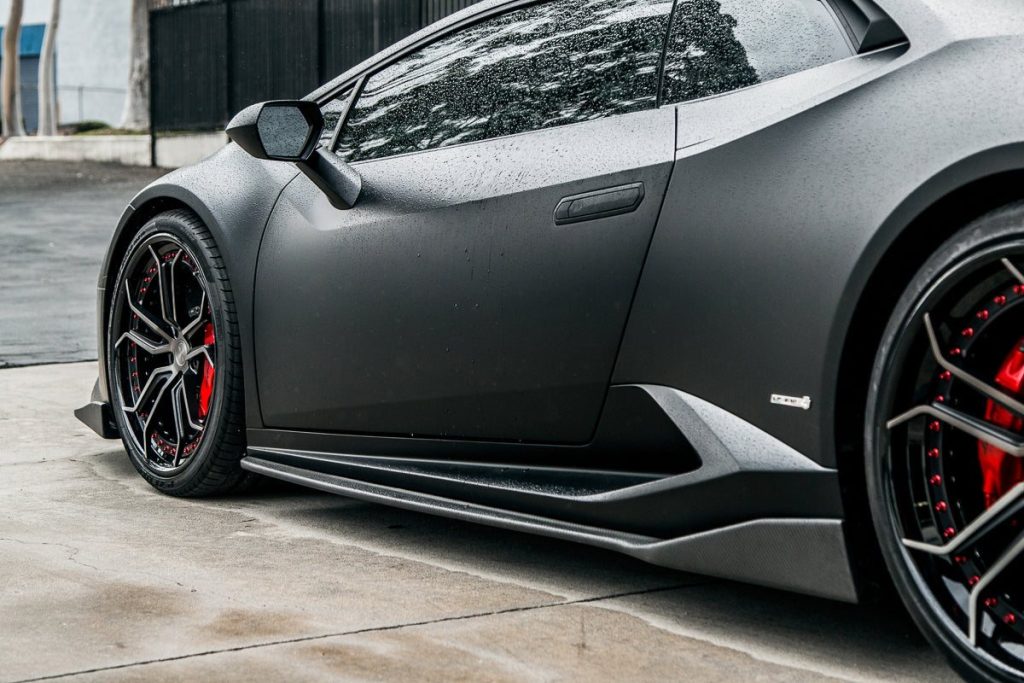สเกิร์ตข้าง Carbon Fiber LAMBORGHINI Huracan LP580 (LP580 AYP)