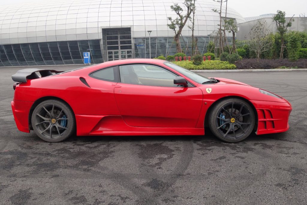 สเกิร์ตข้าง Ferrari F430 (F430 AS)