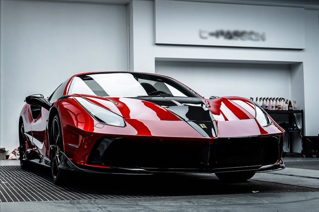 ชุดแต่ง Ferrari