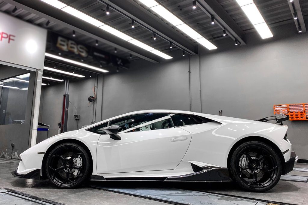 สเกิร์ตข้าง Carbon Fiber LAMBORGHINI Huracan LP580 (LP580 MD)