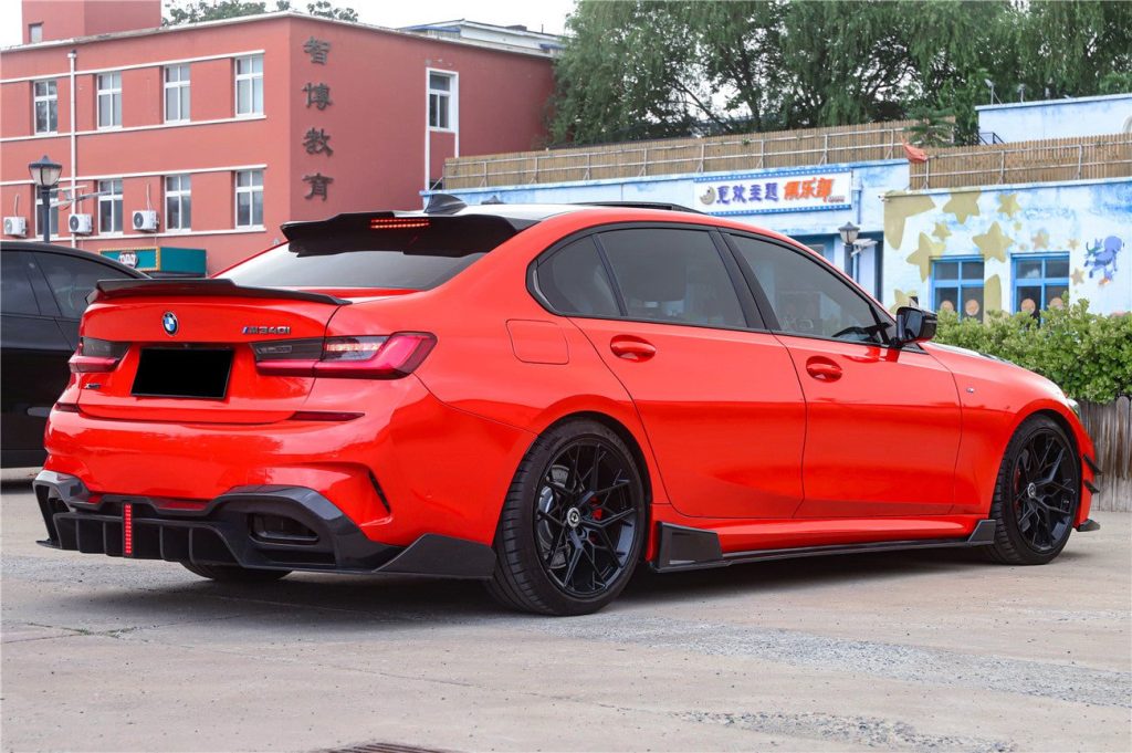 สเกิร์ตข้าง Carbon Fiber BMW 3 Series G20-G28 (G20 BKSS)