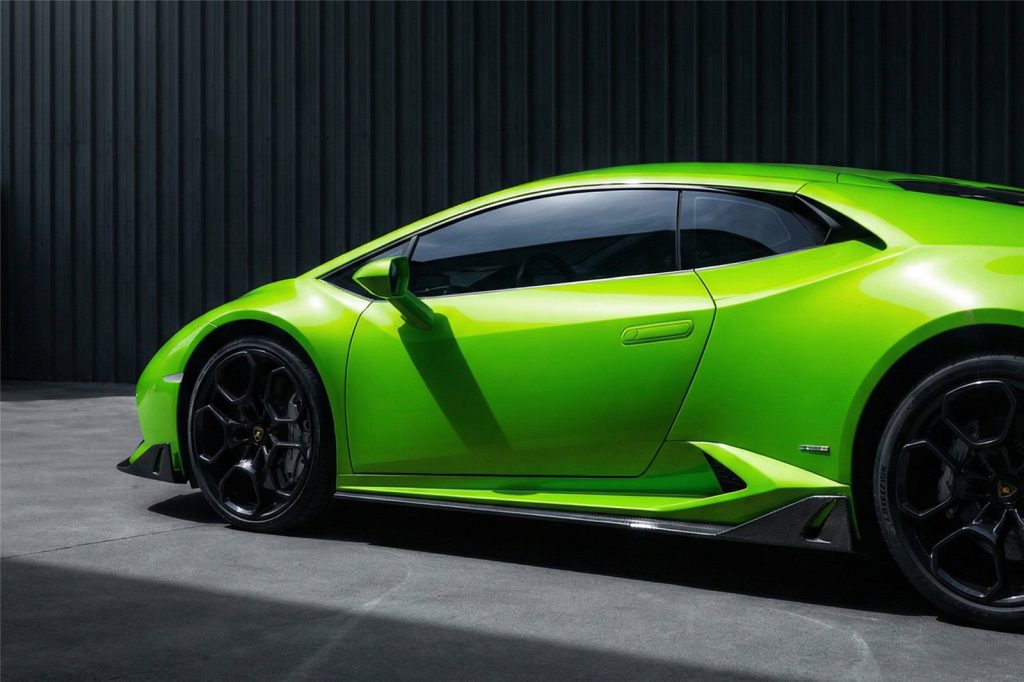 สเกิร์ตข้าง Carbon Fiber LAMBORGHINI Huracan LP580 (LP580 AO)