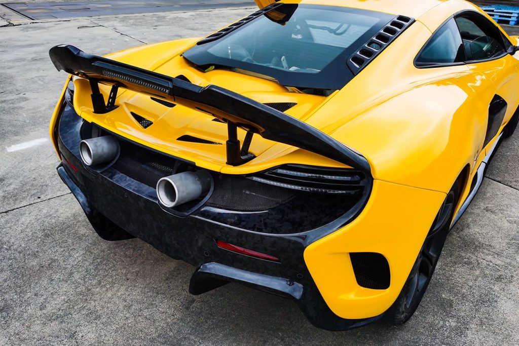 ชุดแต่งรอบคัน Dry Carbon McLaren 650S