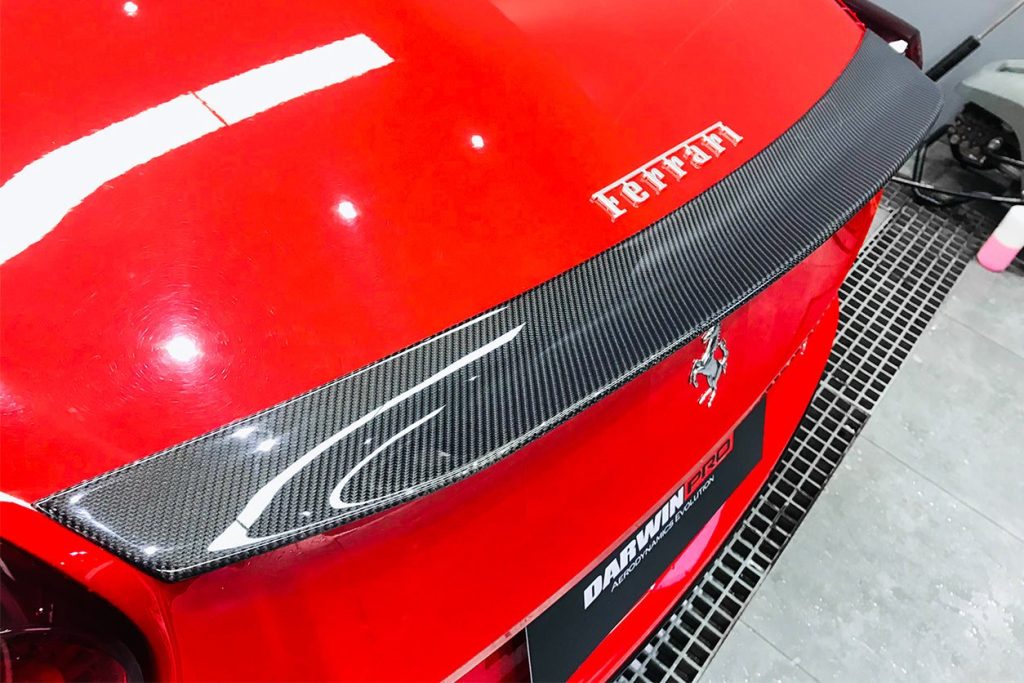 ชุดแต่ง Ferrari