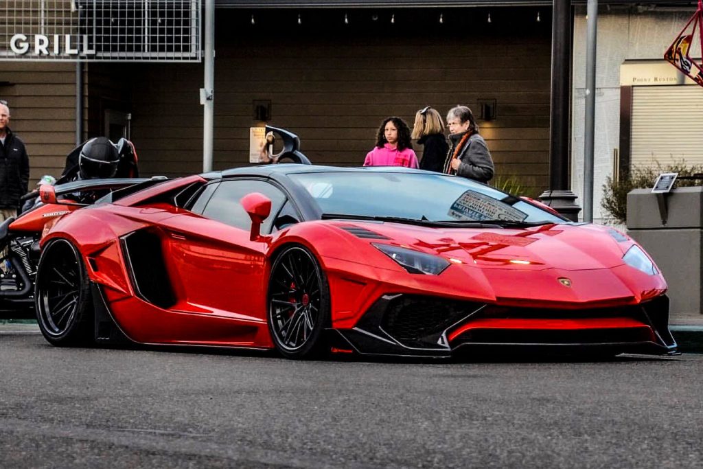 ชุดแต่งรอบคัน Carbon Fiber LAMBORGHINI Aventador LP700 Roadster ทรง DarwinPRO (Roadster SV-BKSSII)
